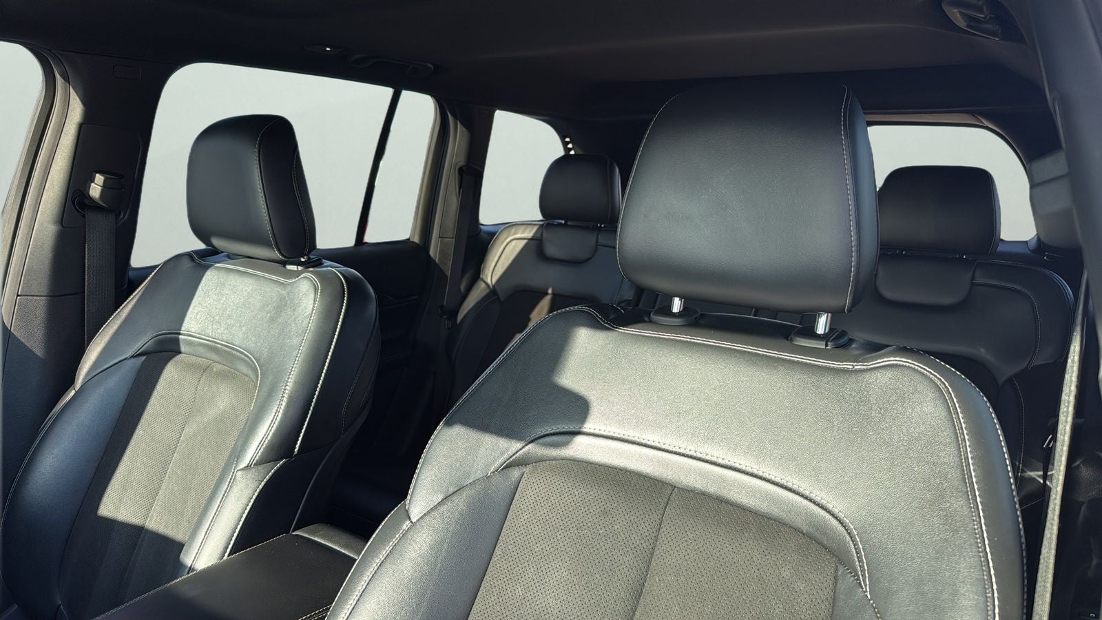 2022 Jeep Grand Cherokee Altitude