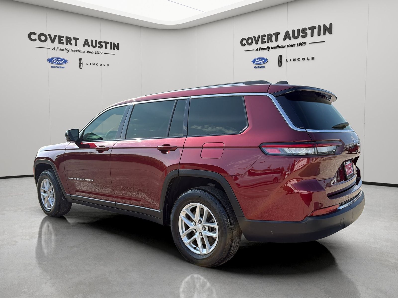 2024 Jeep Grand Cherokee L Laredo