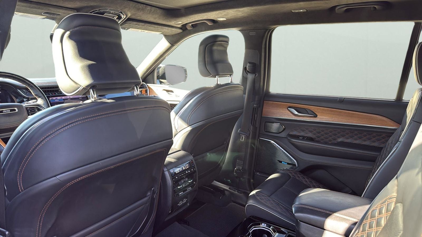 2022 Jeep Grand Cherokee L Summit