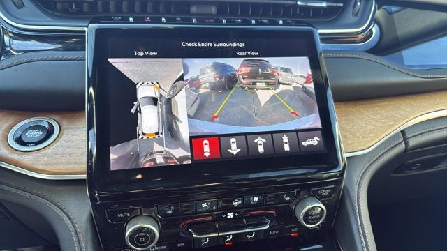 2022 Jeep Grand Cherokee L Summit