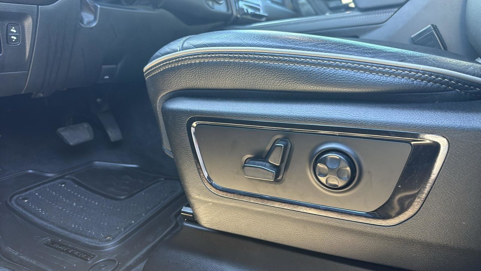 2023 RAM 1500 Limited