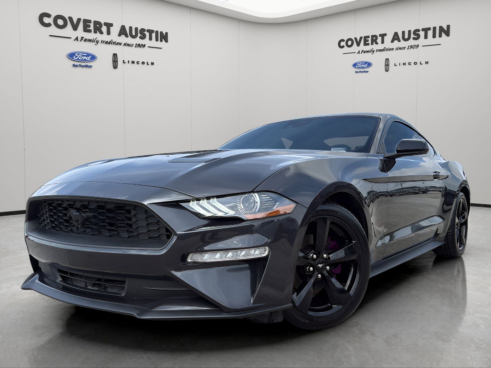 2022 Ford Mustang EcoBoost