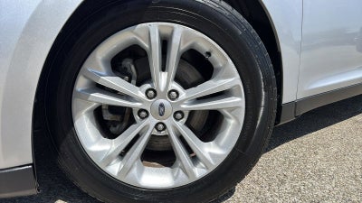 2014 Ford Taurus SEL