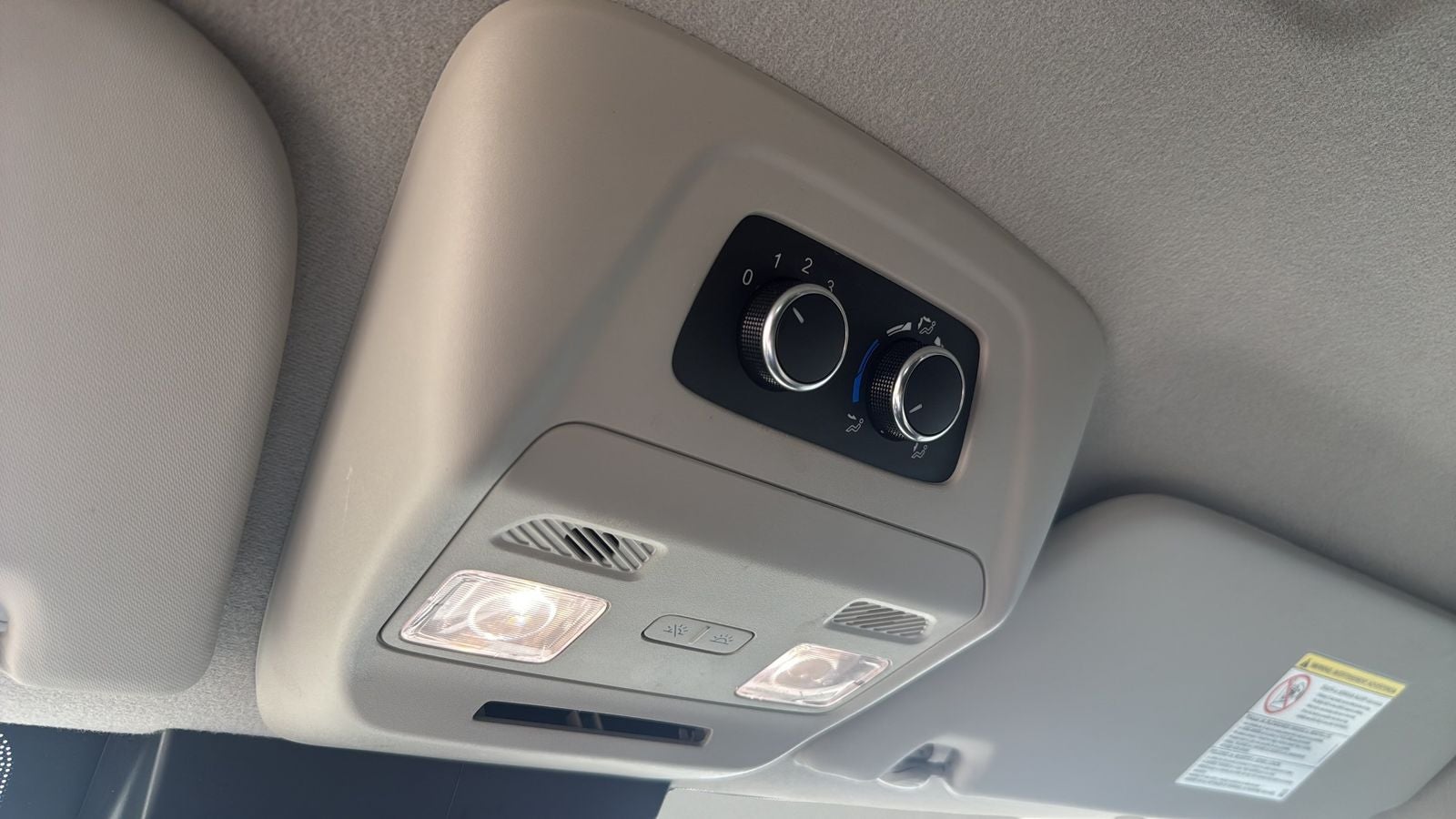 2022 Ford Transit-350 XLT