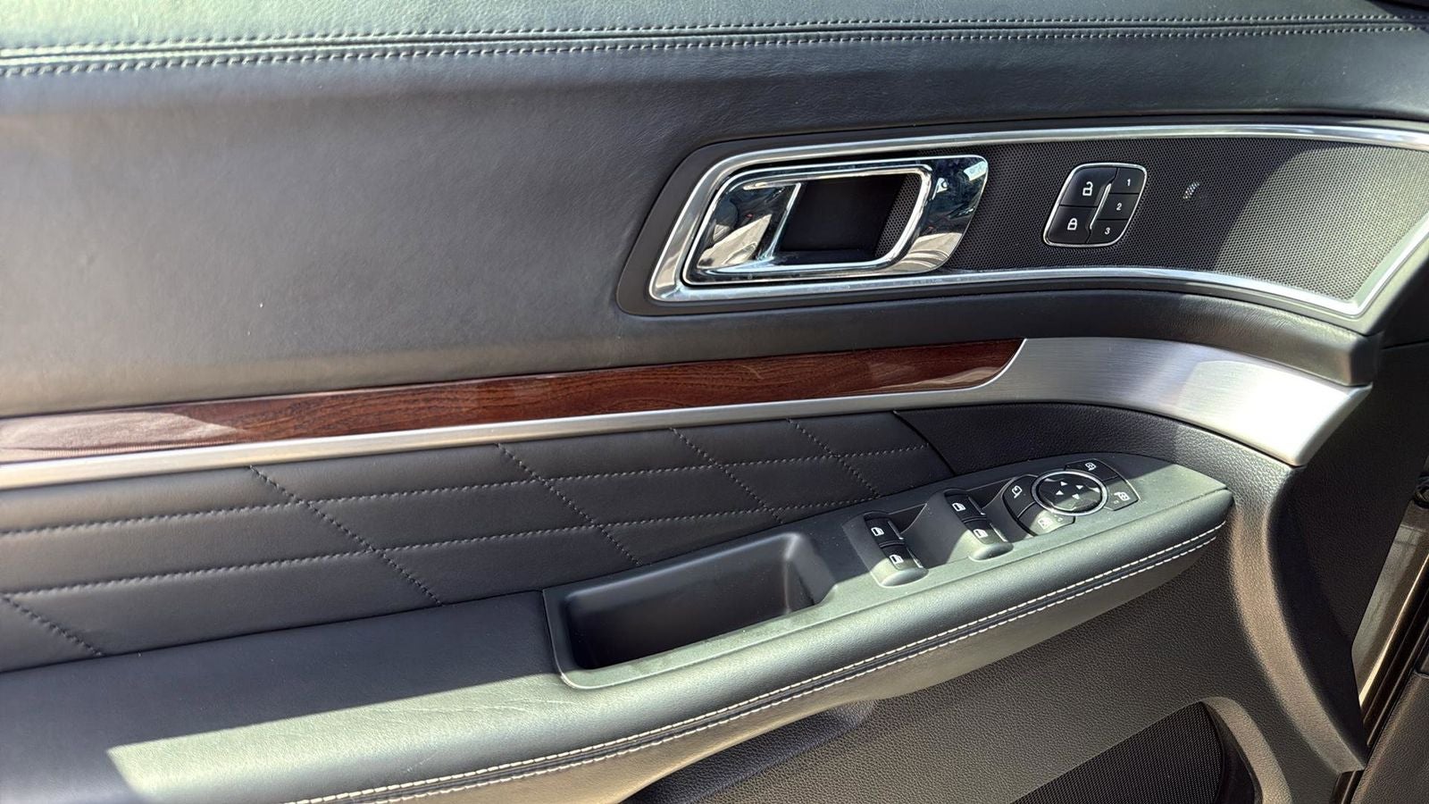 2016 Ford Explorer Platinum