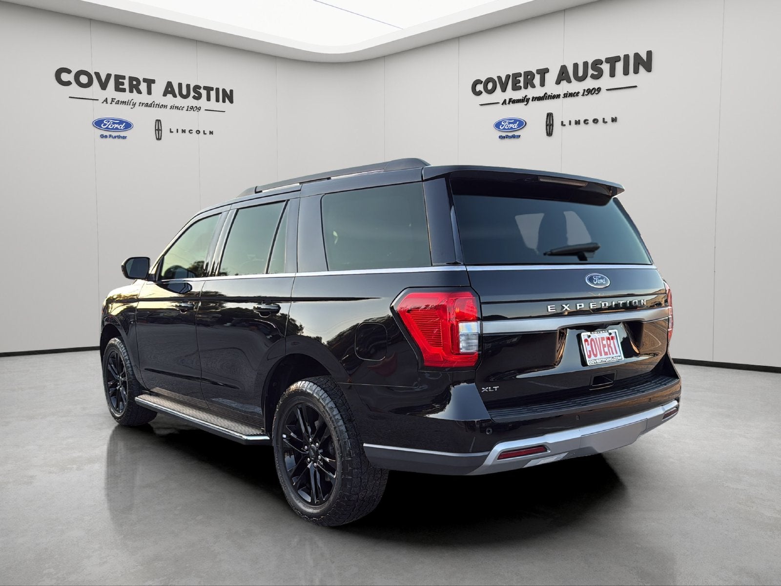 2023 Ford Expedition XLT