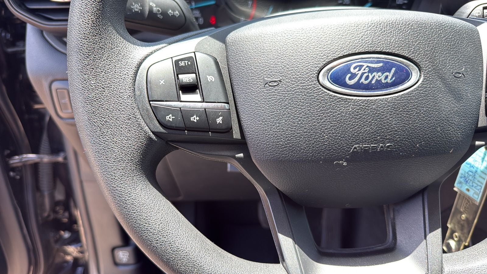 2021 Ford Explorer Base