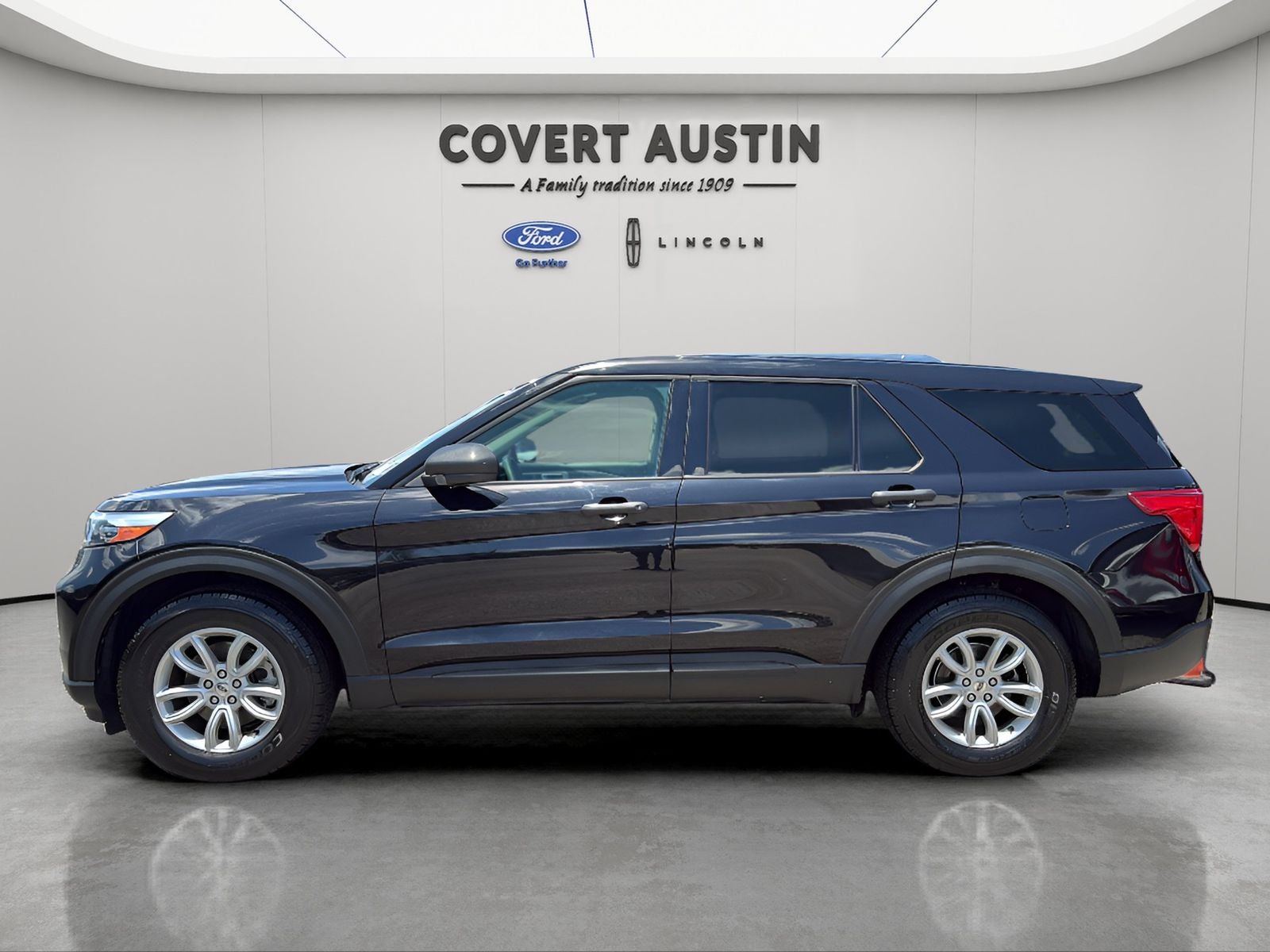 2021 Ford Explorer Base