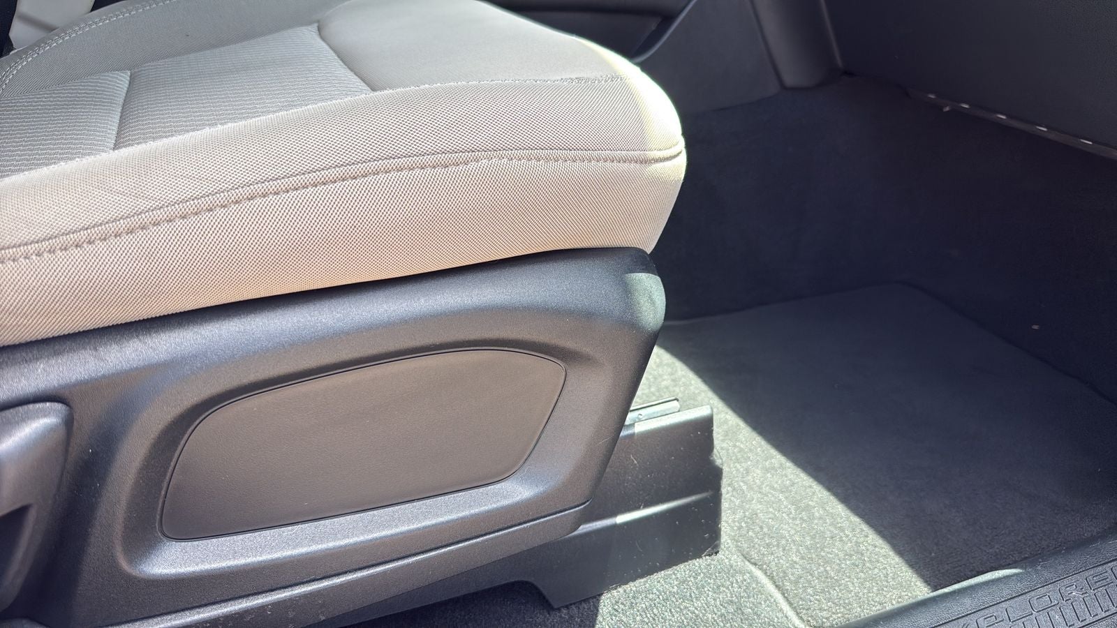 2021 Ford Explorer Base