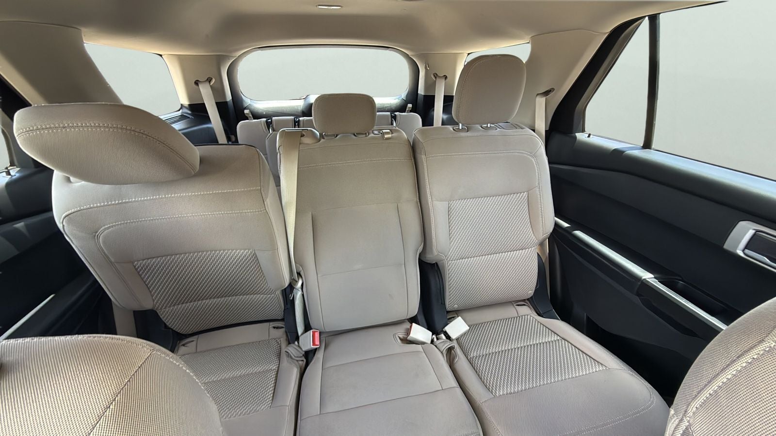 2021 Ford Explorer Base