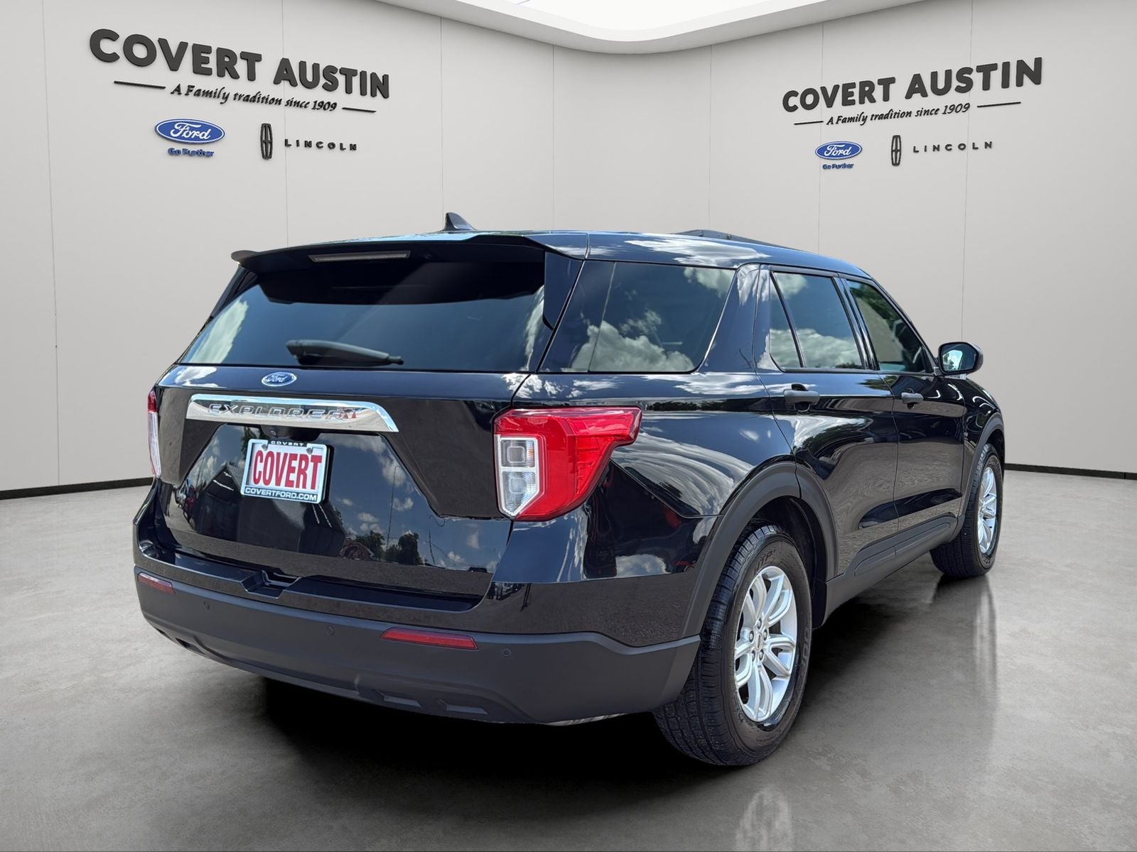 2021 Ford Explorer Base