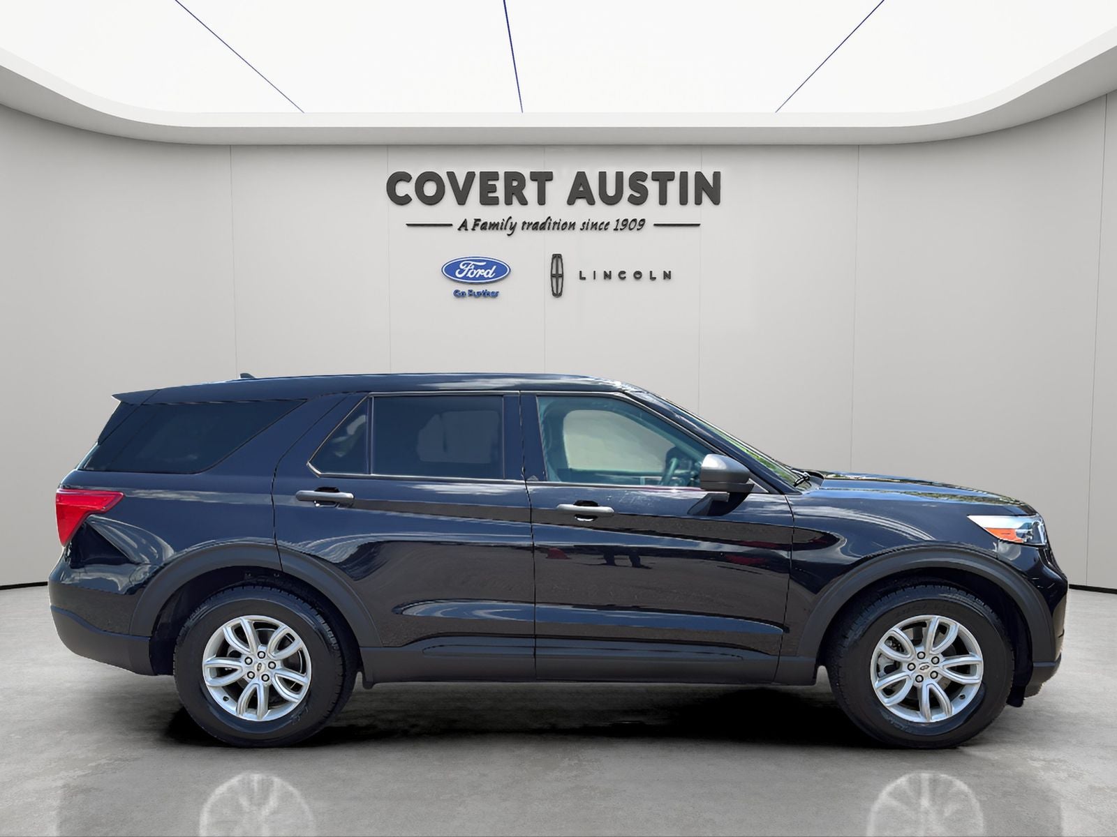 2021 Ford Explorer Base