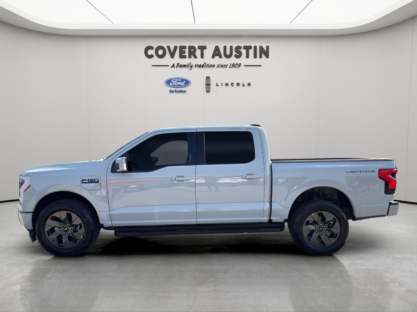 2024 Ford F-150 Lightning Lariat
