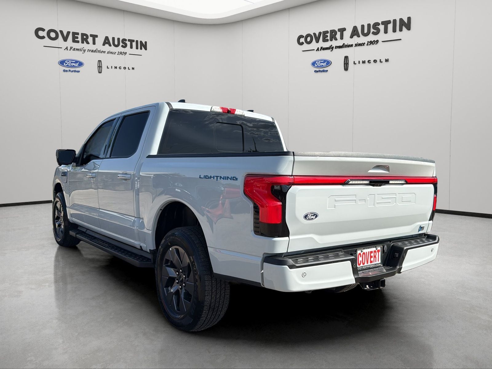 2024 Ford F-150 Lightning Lariat