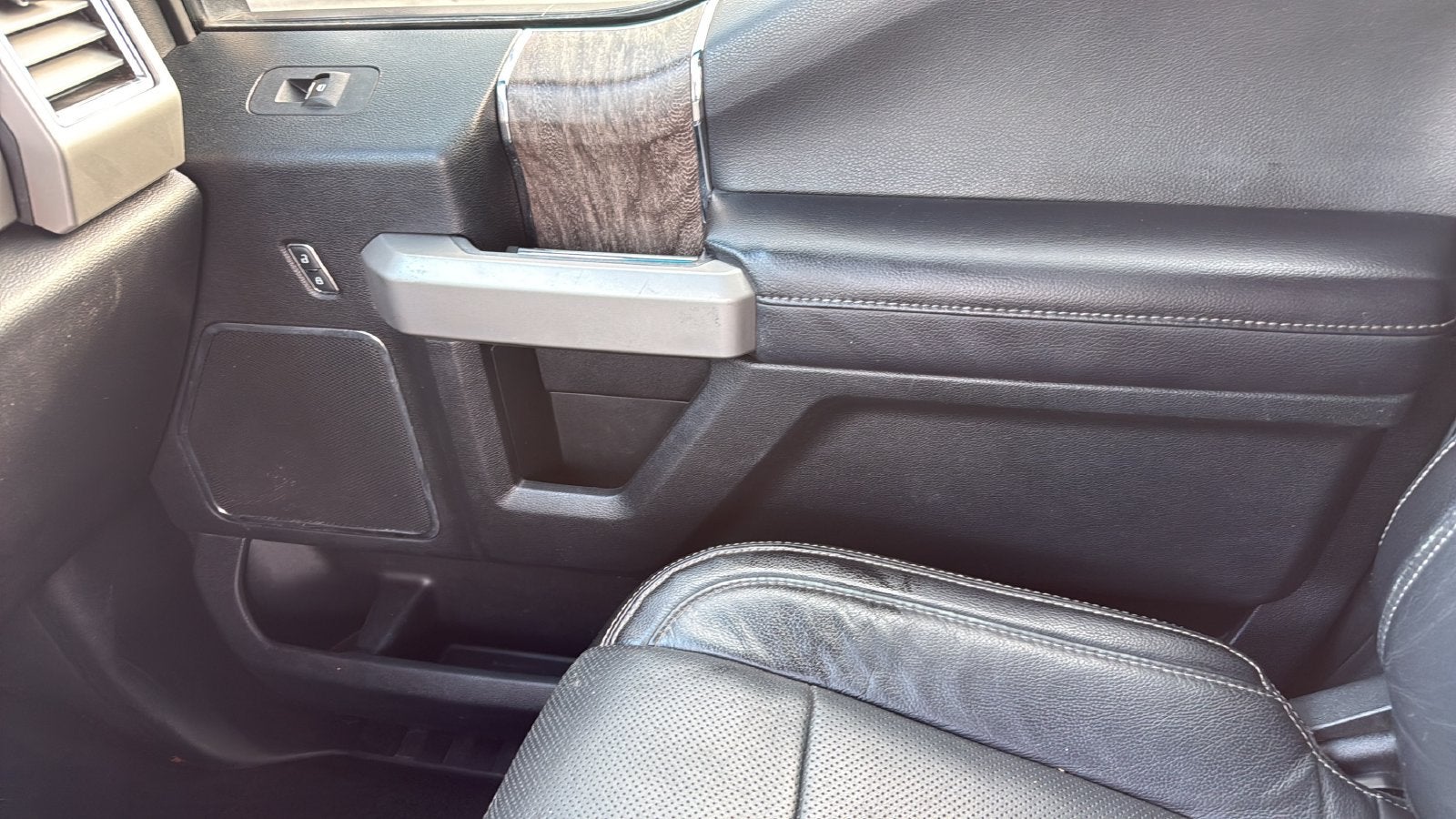 2017 Ford F-250SD Lariat
