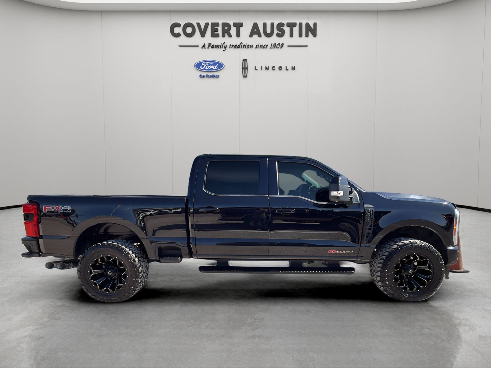 2023 Ford F-250SD Lariat
