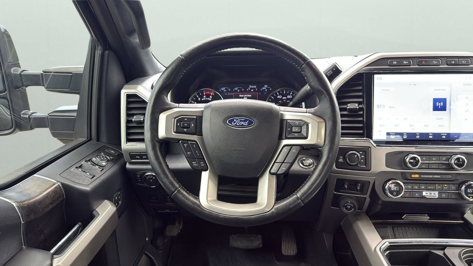 2022 Ford F-250SD Lariat