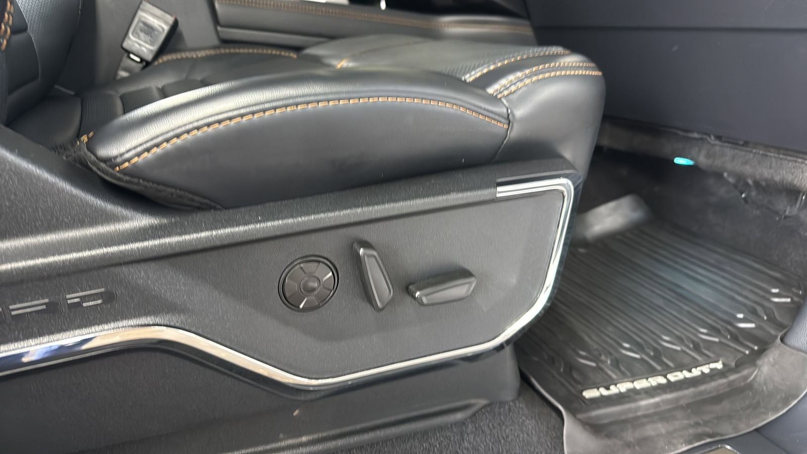 2024 Ford F-350SD Platinum