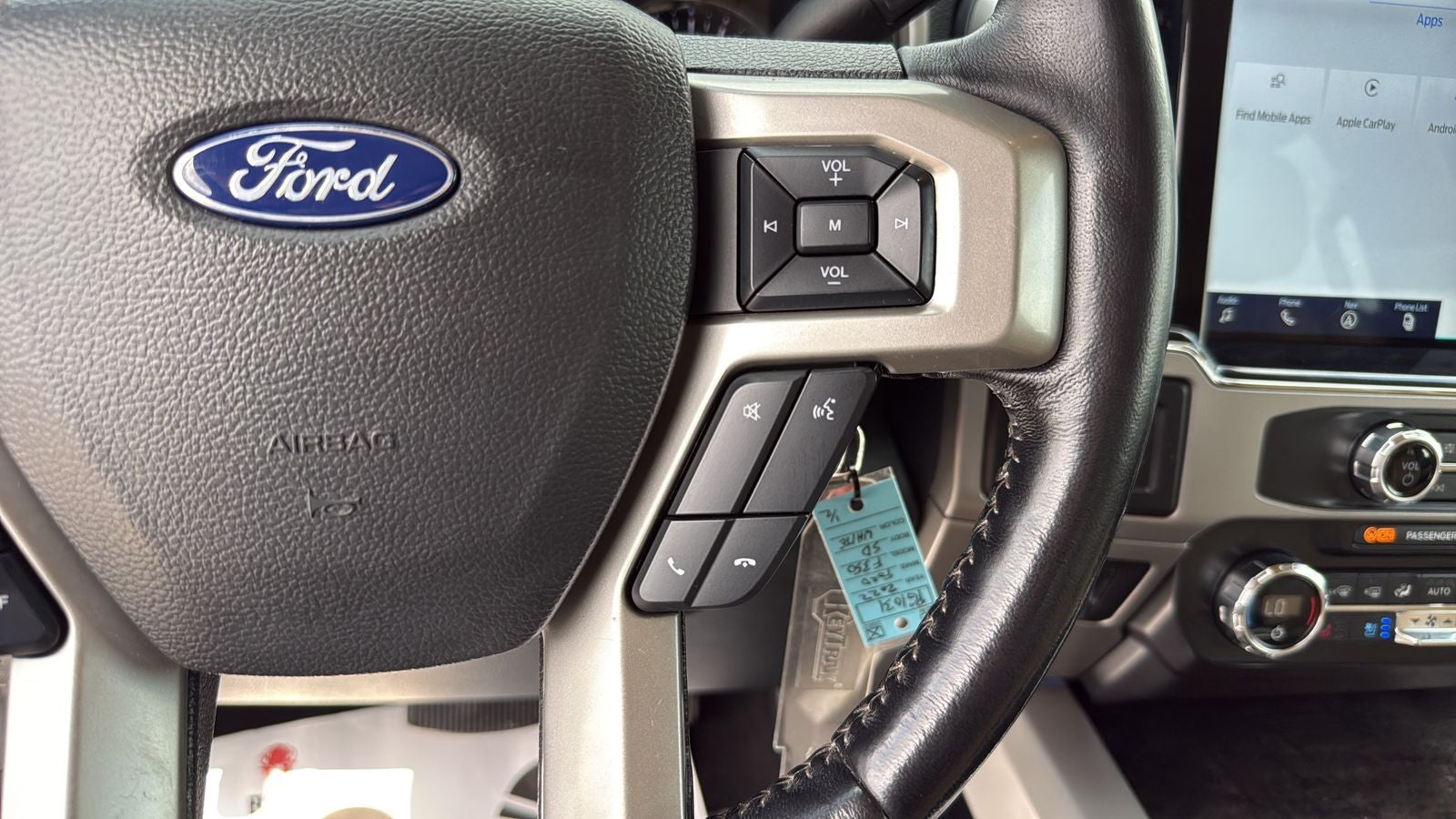 2022 Ford F-350SD Lariat