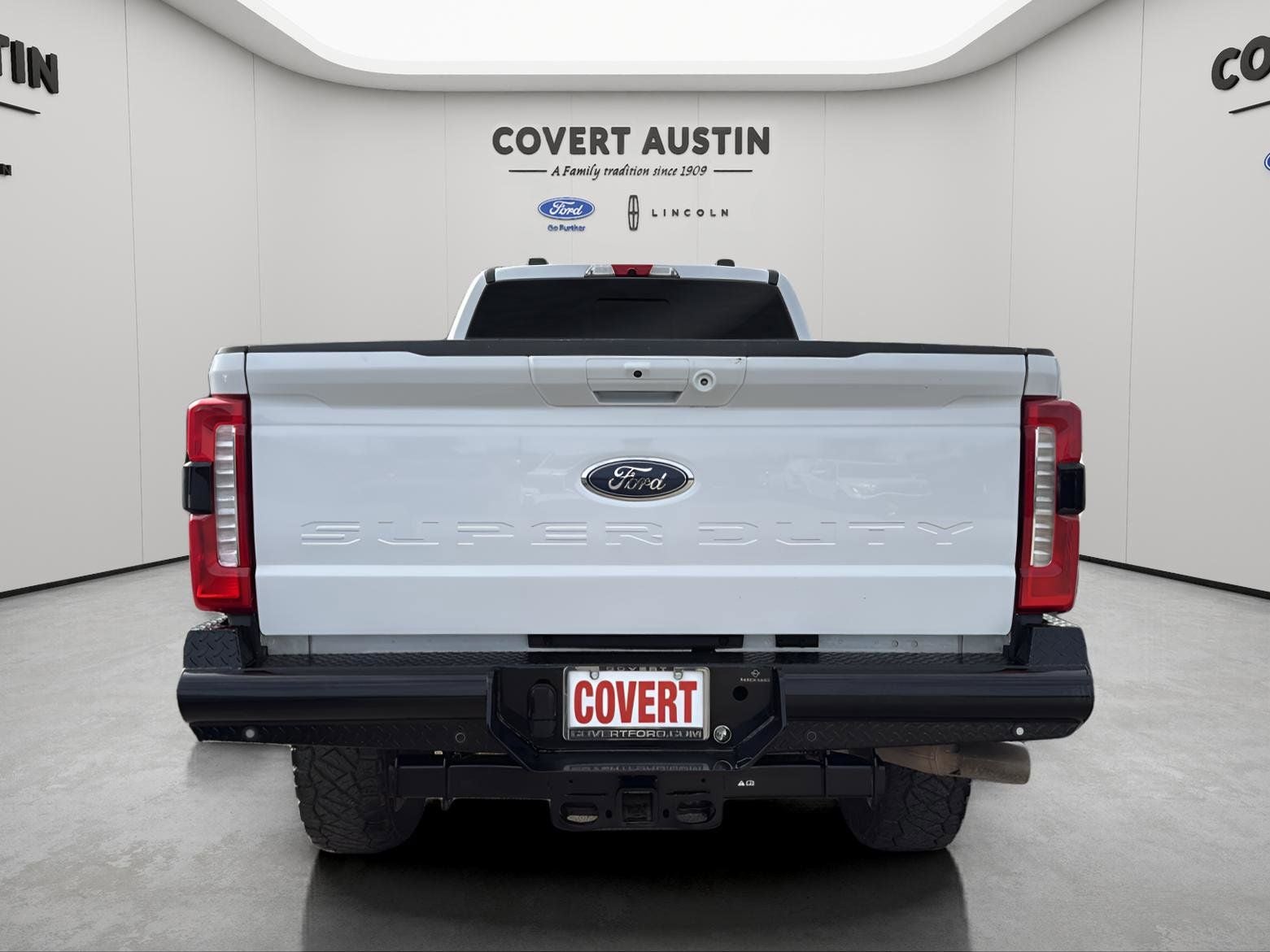 2023 Ford F-350SD Lariat