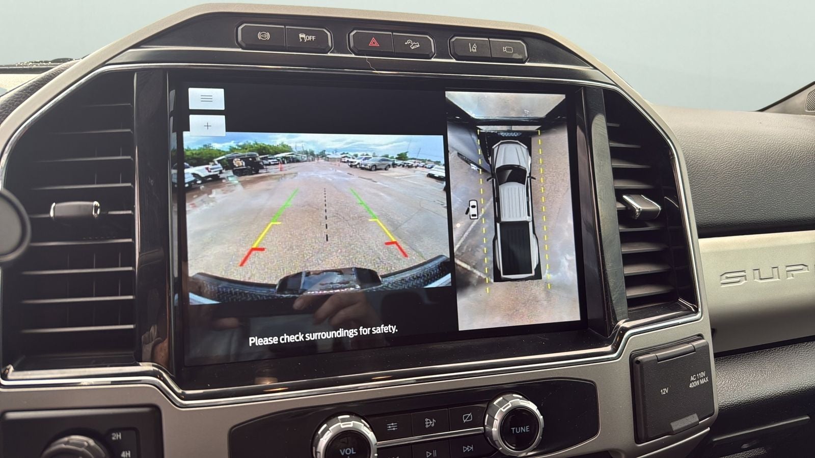 2022 Ford F-350SD Lariat