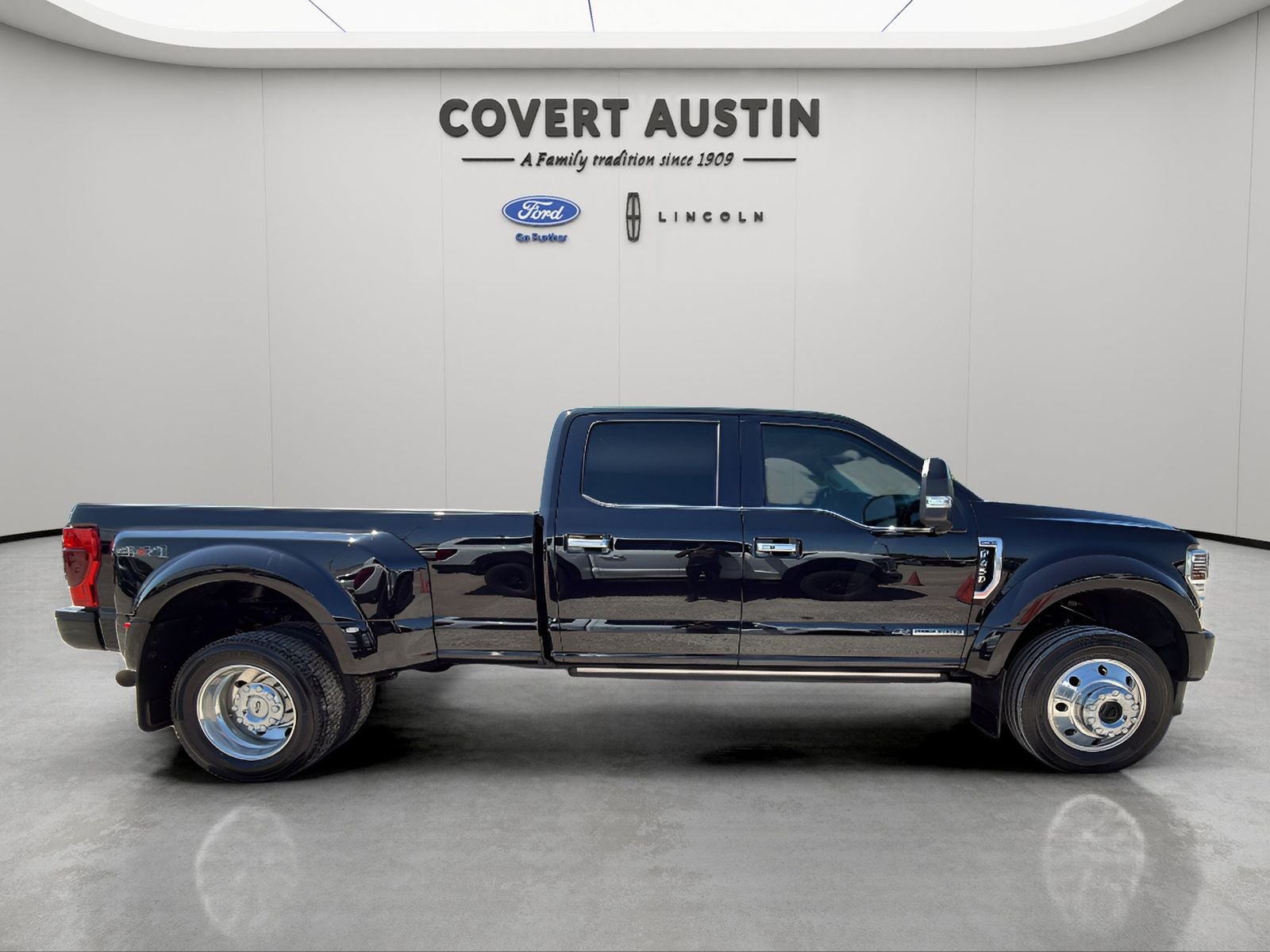 2020 Ford F-450SD Limited