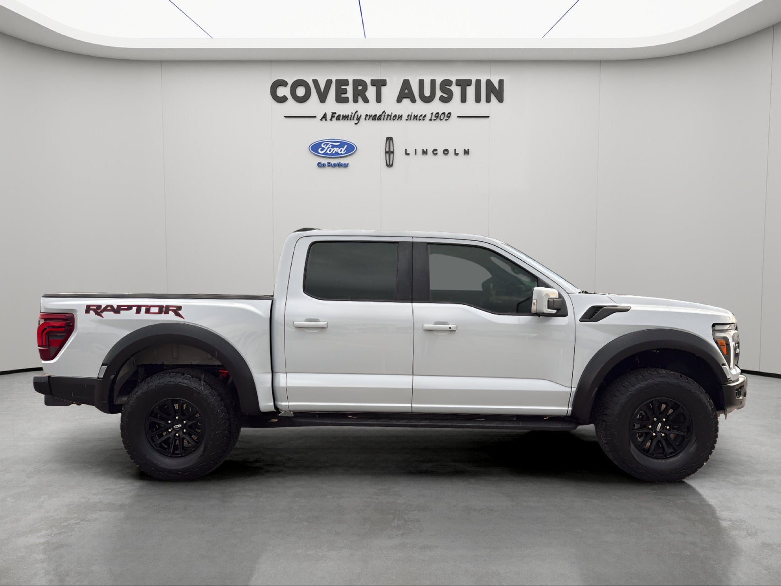 2025 Ford F-150 Raptor