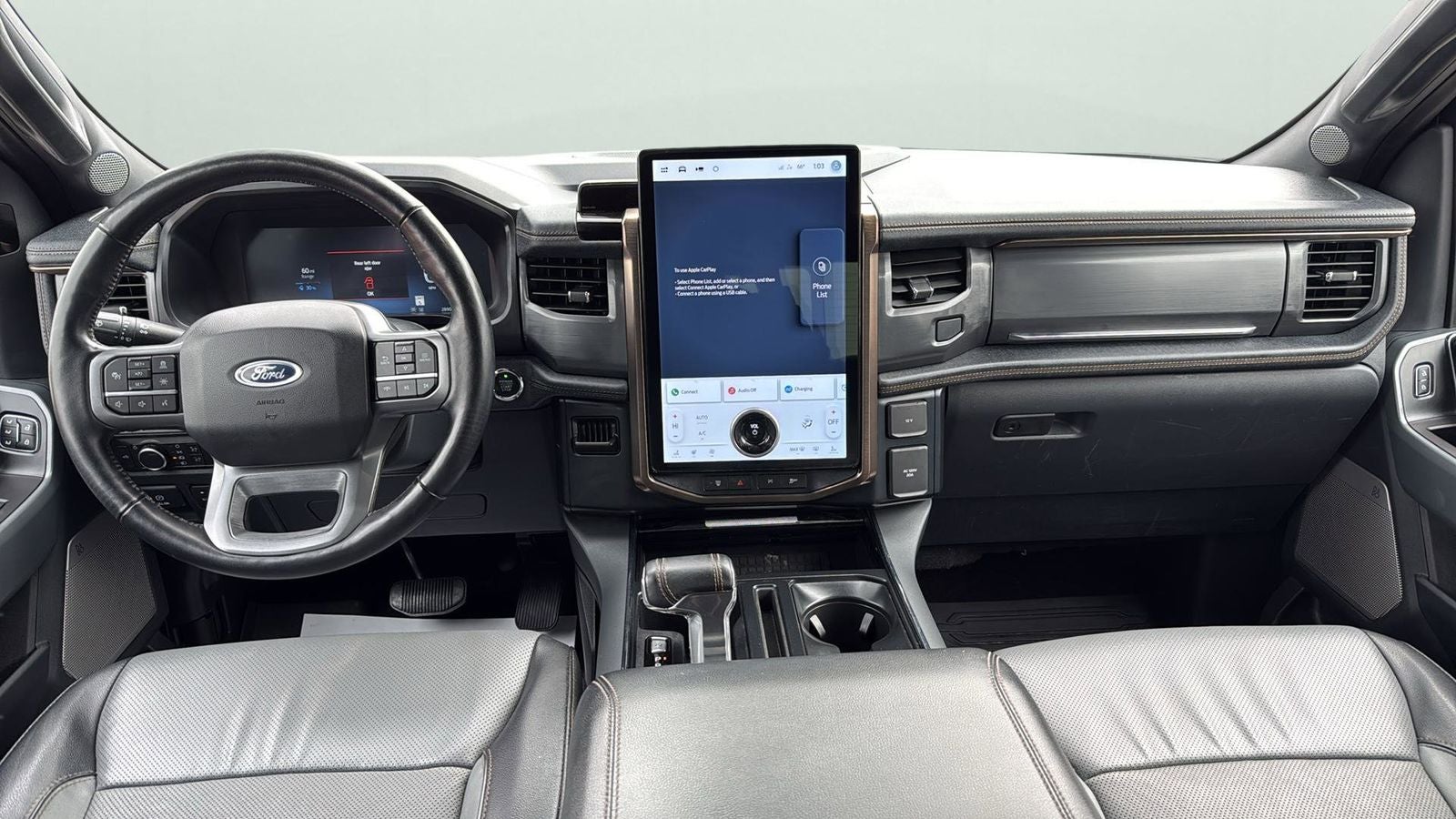 2022 Ford F-150 Lightning Lariat