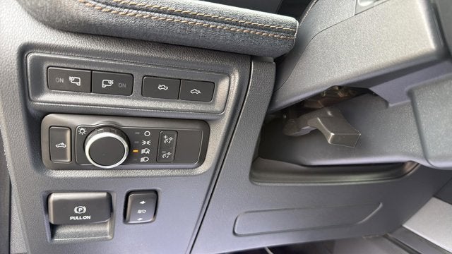 2022 Ford F-150 Lightning Lariat