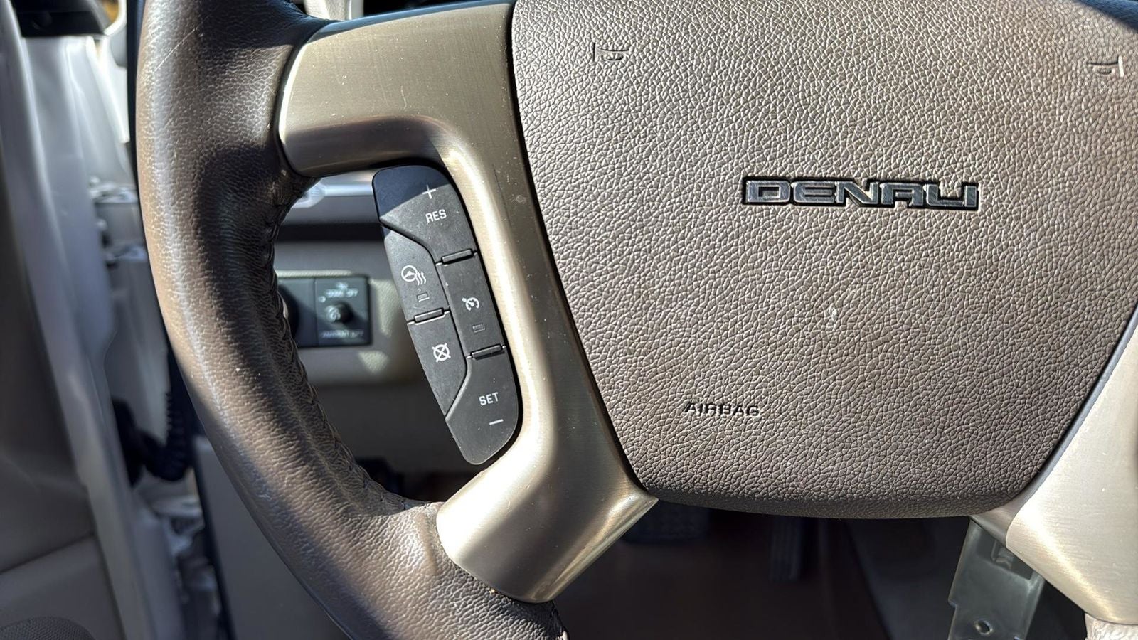 2016 GMC Acadia Denali