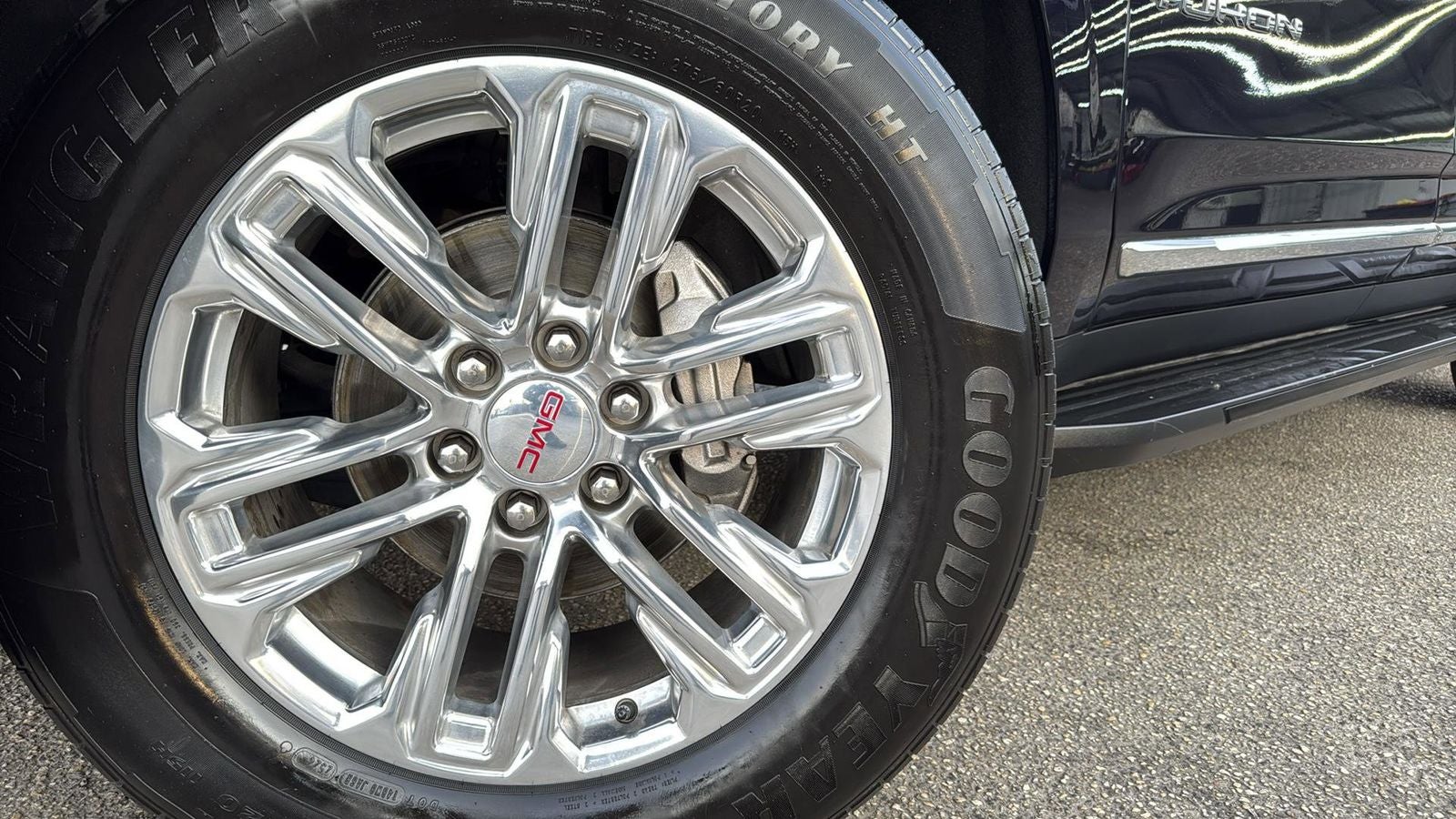 2022 GMC Yukon XL SLT