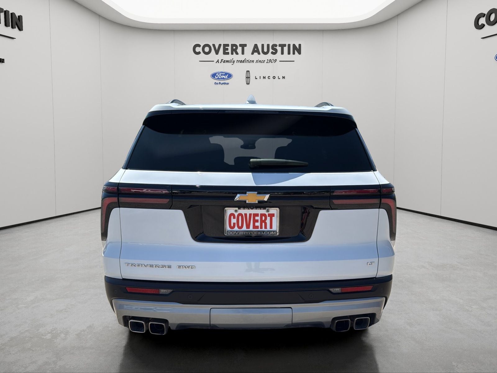 2024 Chevrolet Traverse LT