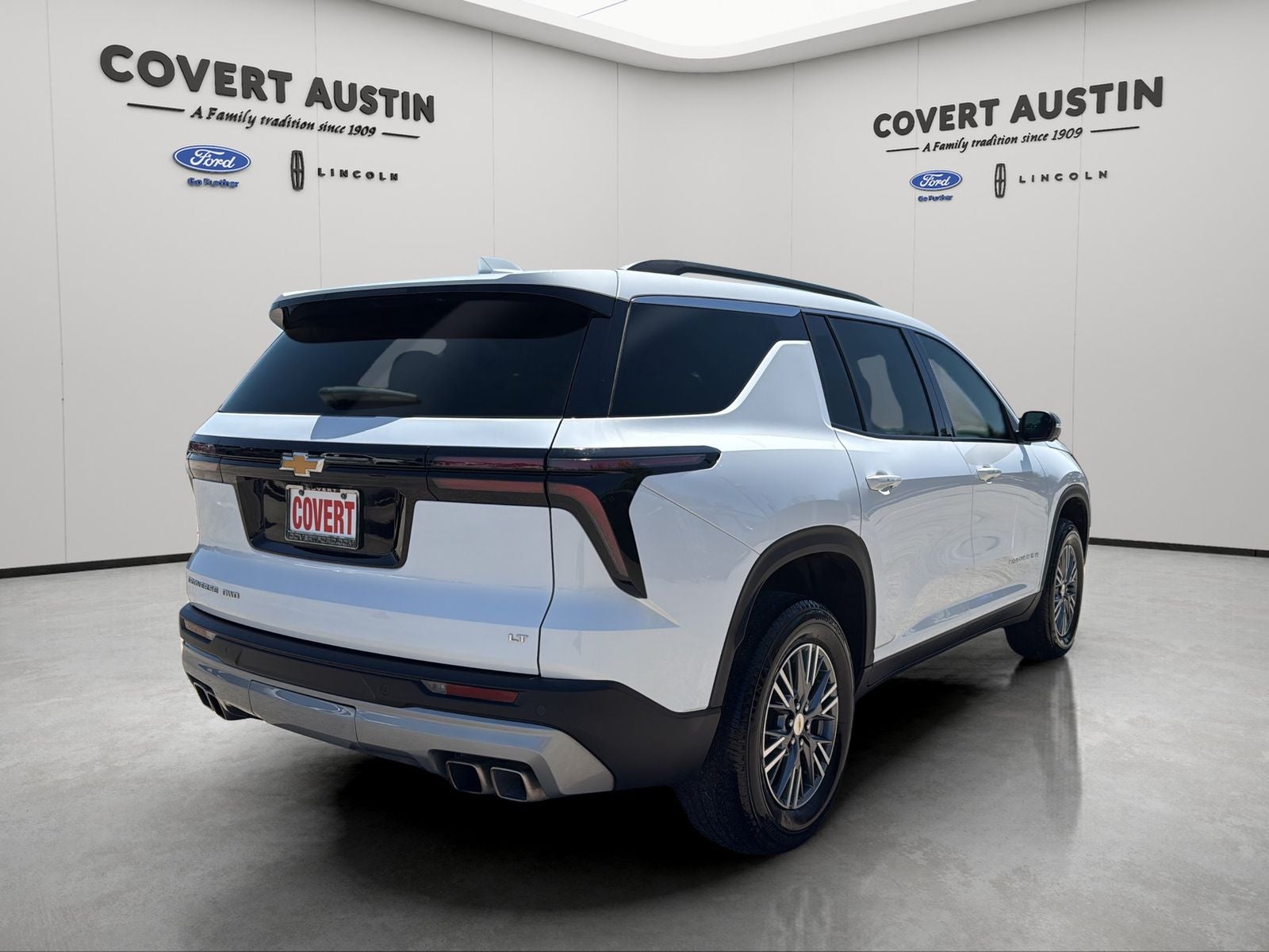 2024 Chevrolet Traverse LT