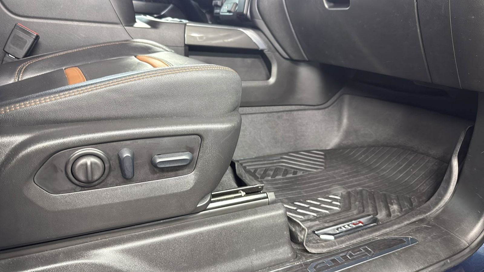 2023 GMC Sierra 2500HD AT4