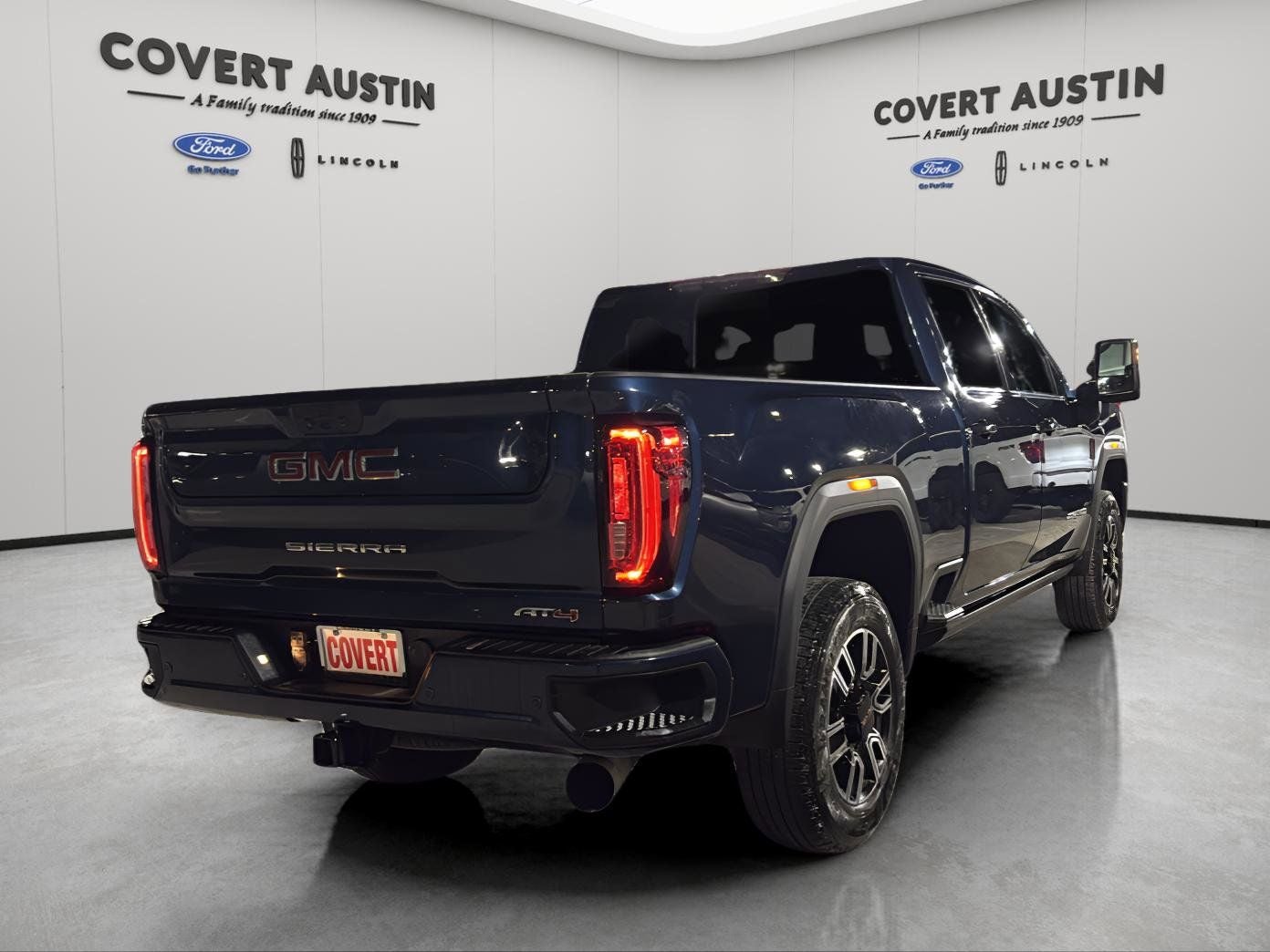 2023 GMC Sierra 2500HD AT4