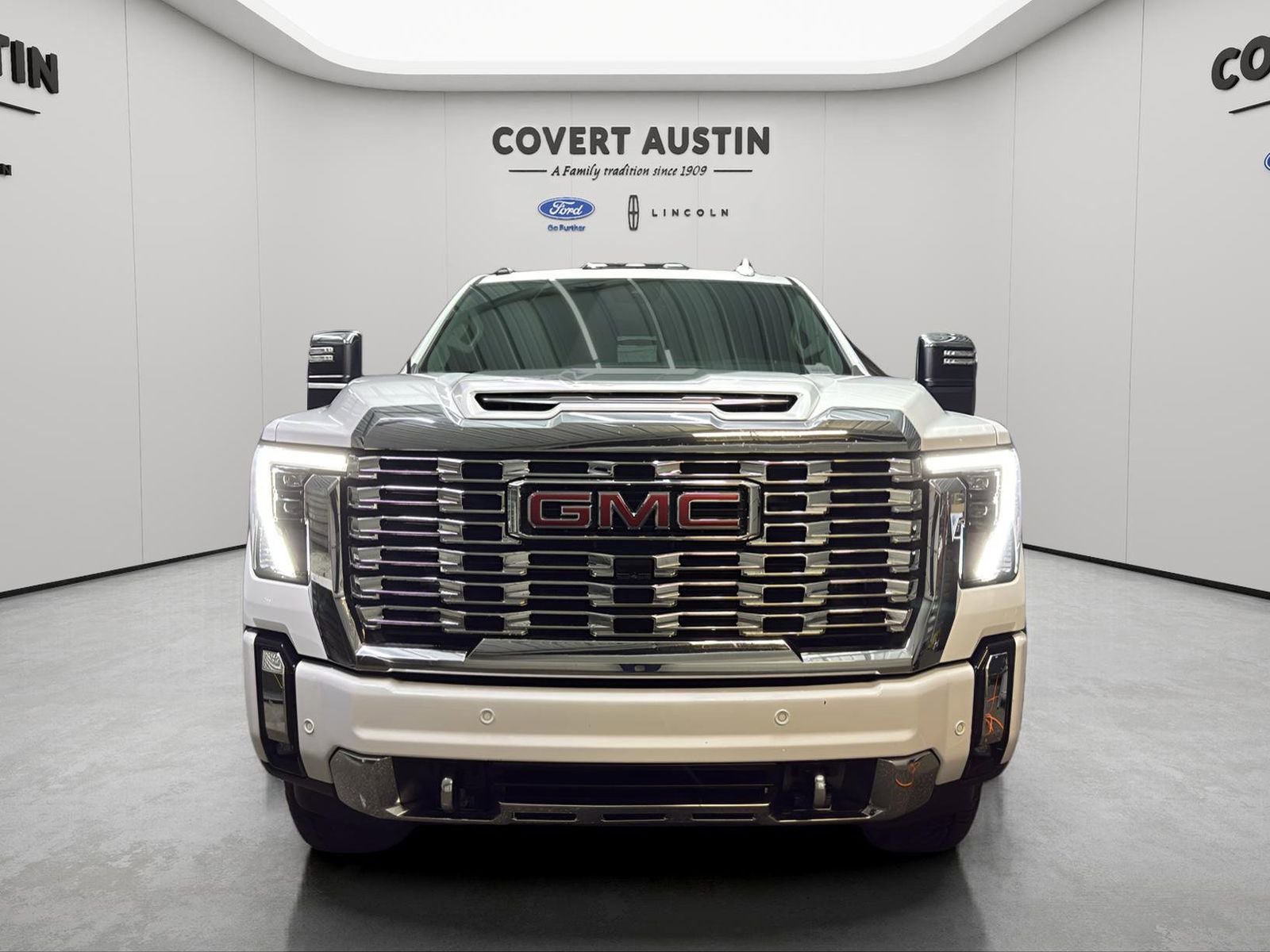 2024 GMC Sierra 2500HD Denali