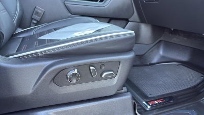 2025 GMC Sierra 2500HD AT4X