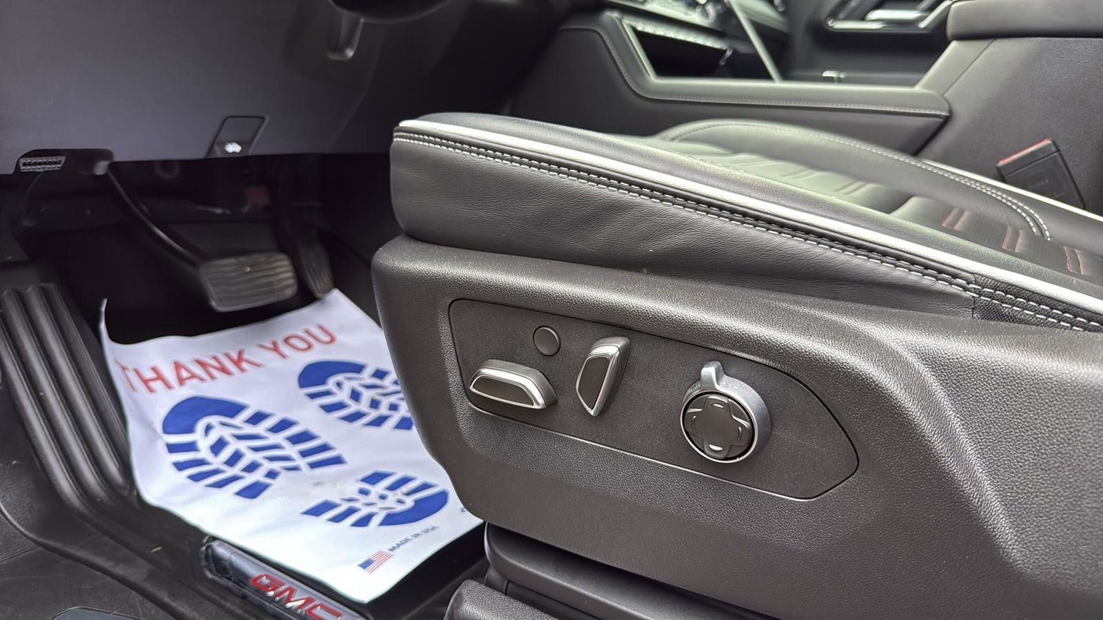 2025 GMC Sierra 2500HD AT4X