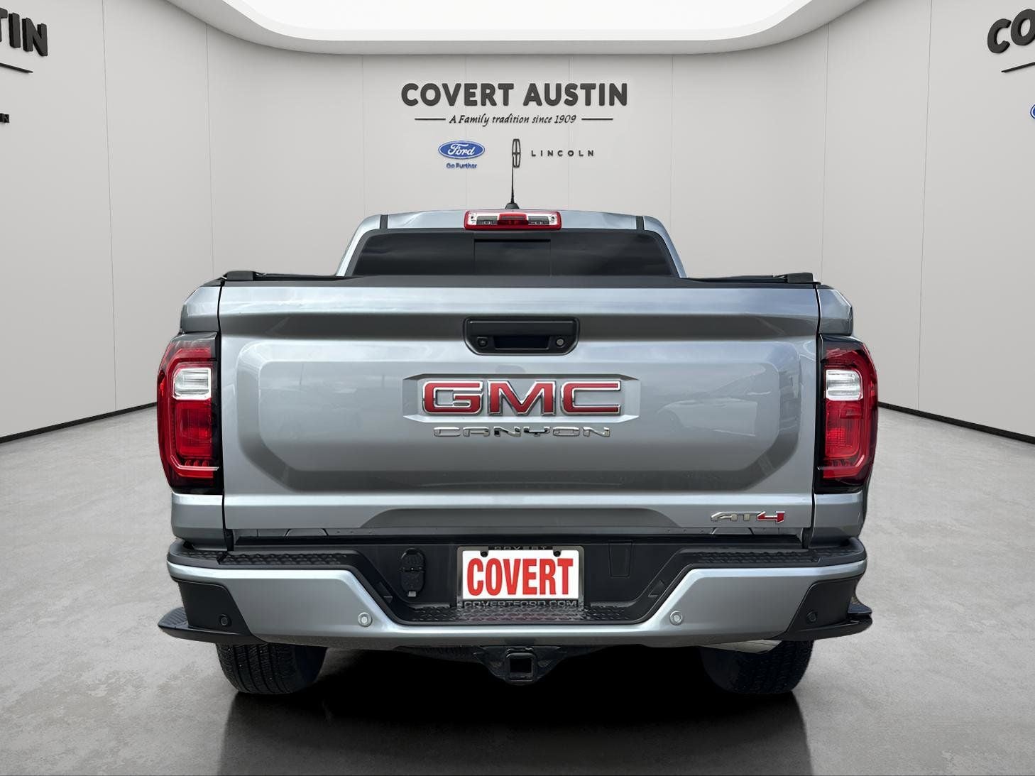 2023 GMC Canyon AT4
