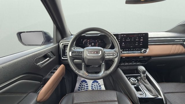 2023 GMC Canyon AT4
