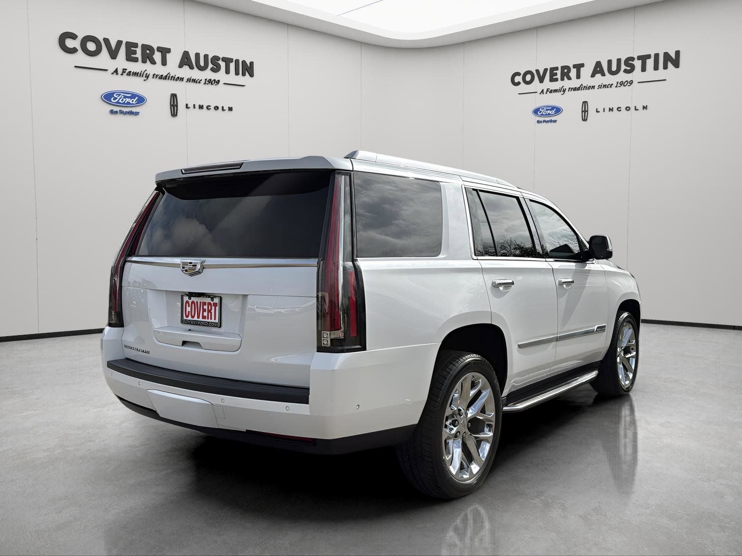 2018 Cadillac Escalade Luxury