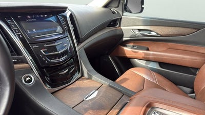 2018 Cadillac Escalade Luxury