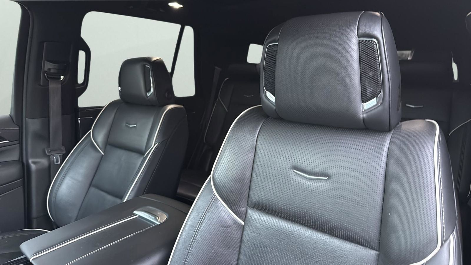 2022 Cadillac Escalade Sport