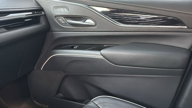 2022 Cadillac Escalade Sport