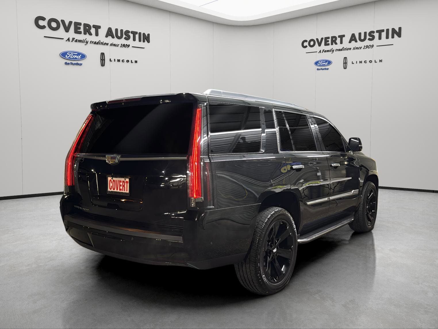 2018 Cadillac Escalade Luxury