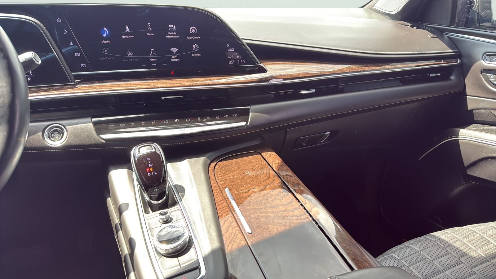 2022 Cadillac Escalade Sport Platinum