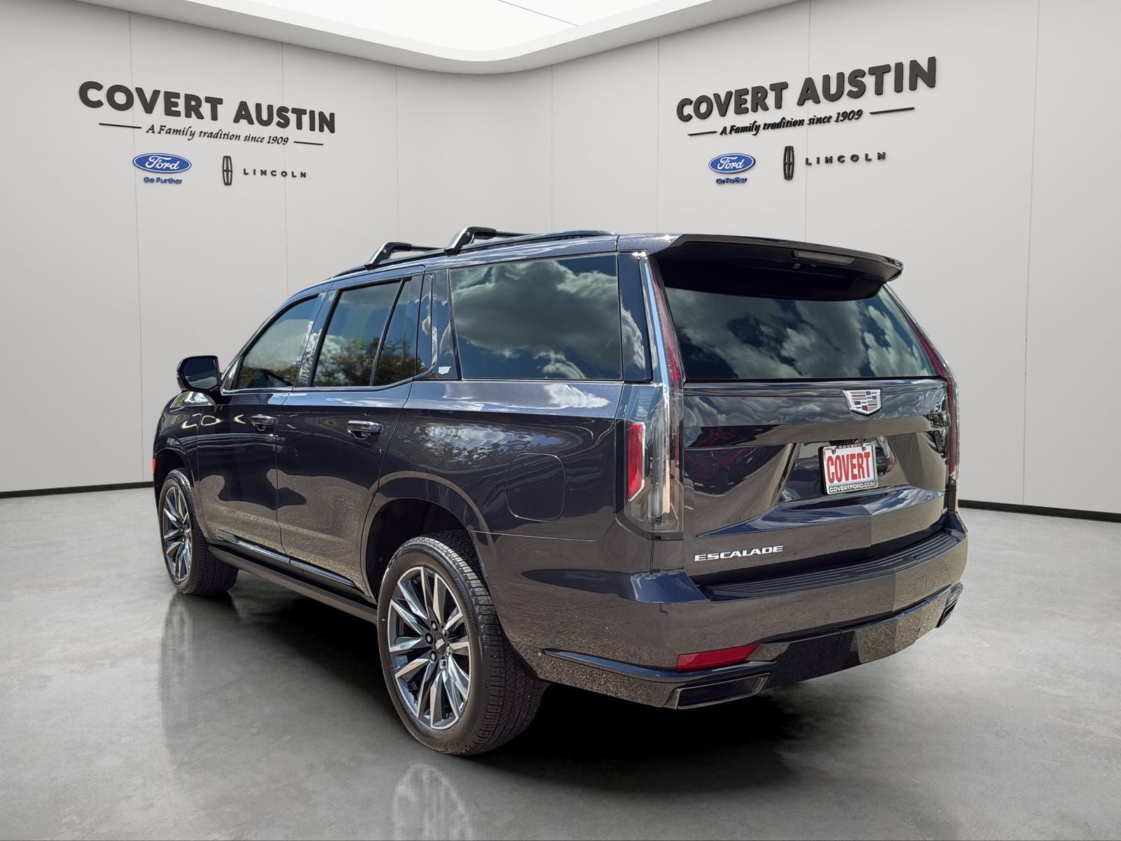 2022 Cadillac Escalade Sport Platinum