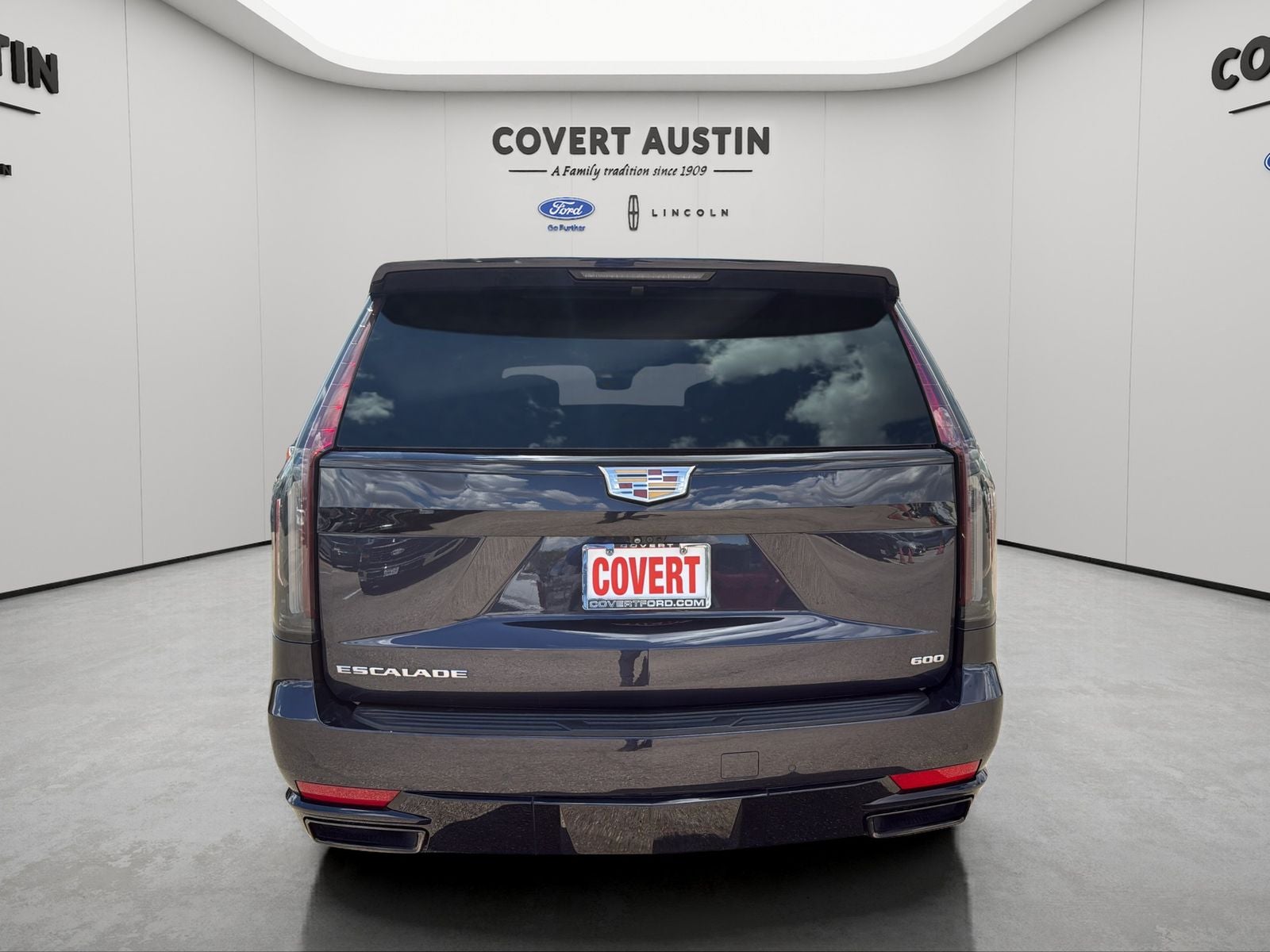 2022 Cadillac Escalade Sport Platinum