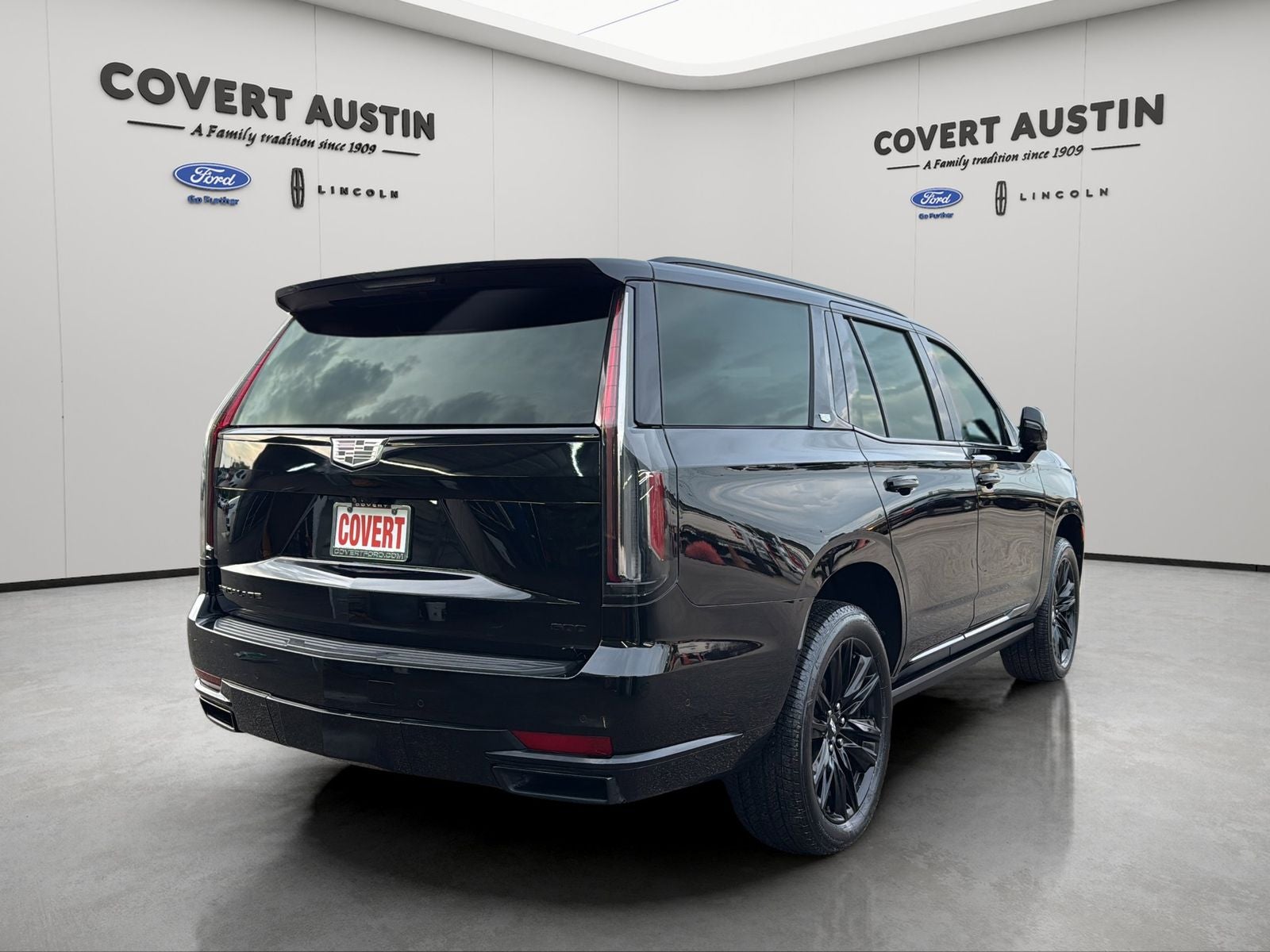 2023 Cadillac Escalade Sport Platinum