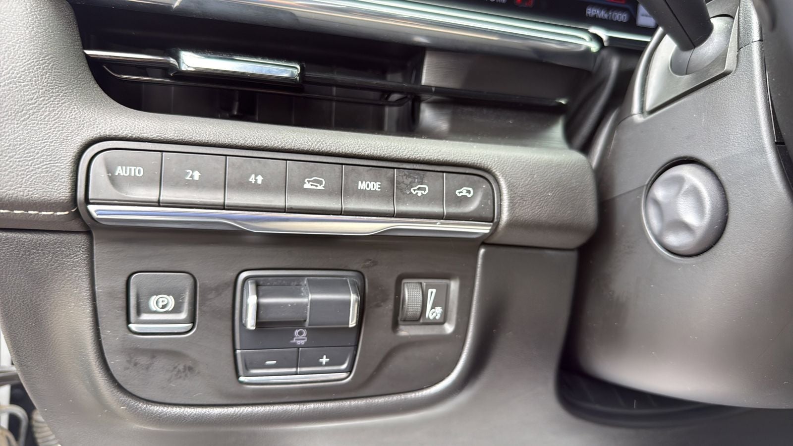 2024 Cadillac Escalade ESV Sport